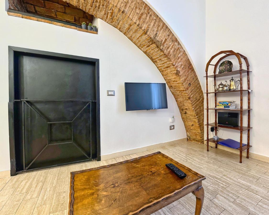 Lovely Apartment In Via Della Scala, Trastevere Róma Kültér fotó
